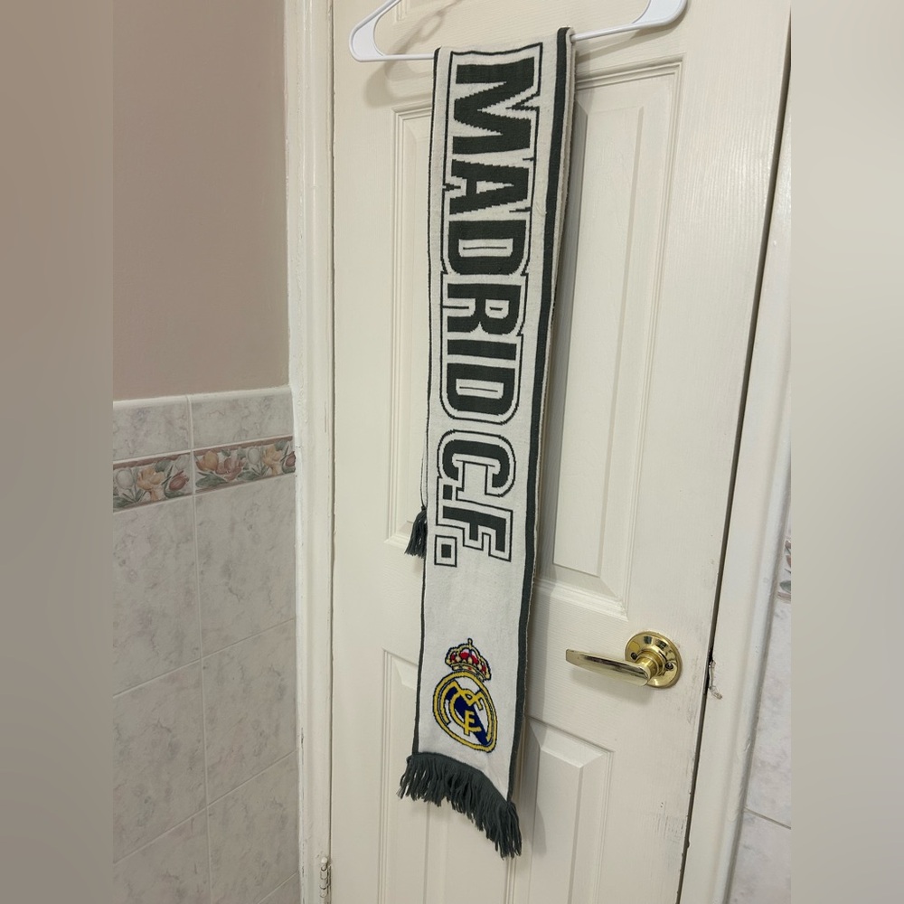 Real Madrid C.F. Soccer Football Scarf